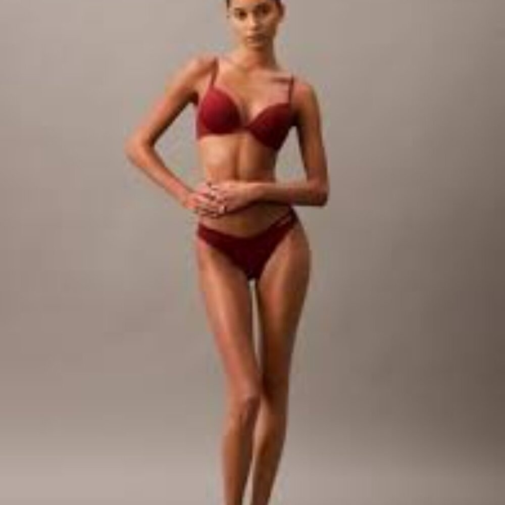 Set 2 pcs Calvin Klein Push Up Bra /  panty Lace Decor 34 A ( RN 13968 )